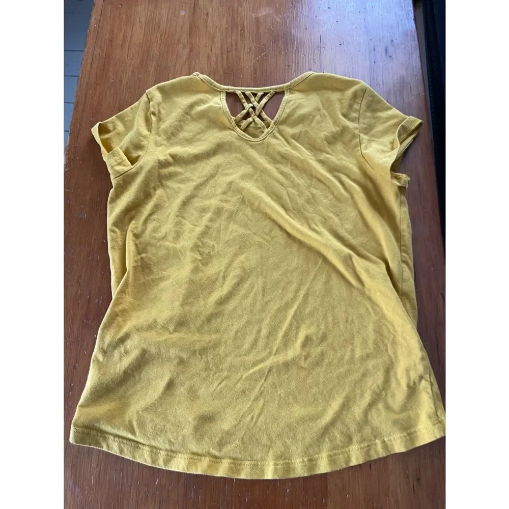 Bundle of old navy girls gold and maroon stripe tees M/L